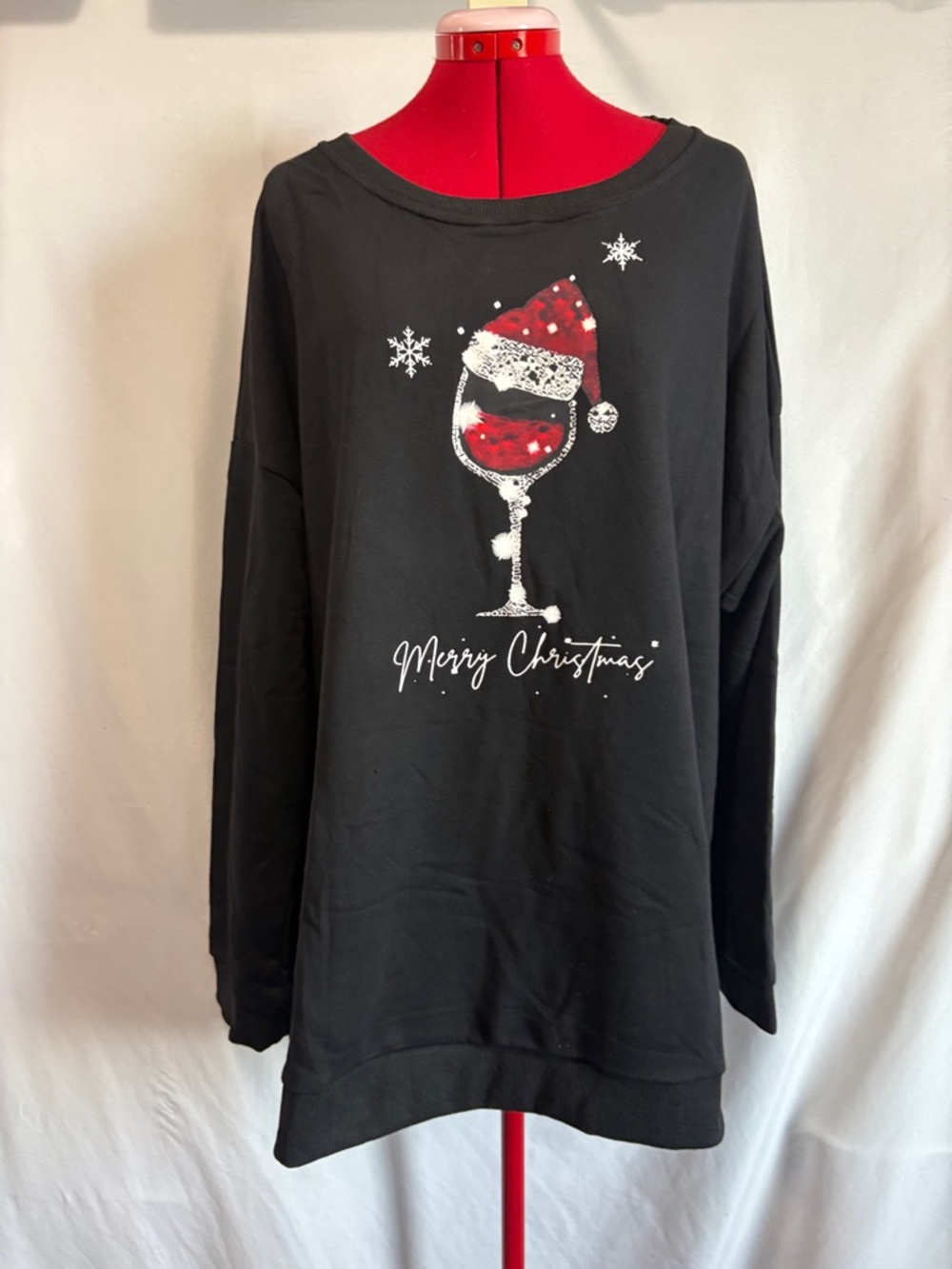Women's Black 'Merry Christmas' Wine Glass Graphic Pullover Sweatshirt